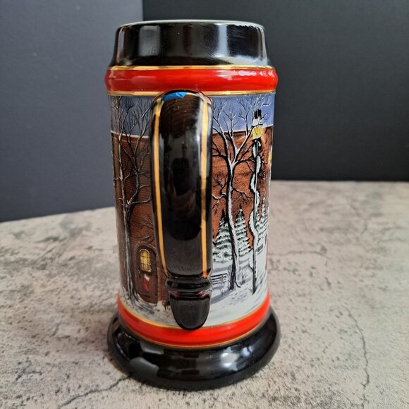 Vintage 1992 Budweiser Holiday Christmas Commemorative Beer Stein - Picture 4 of 9